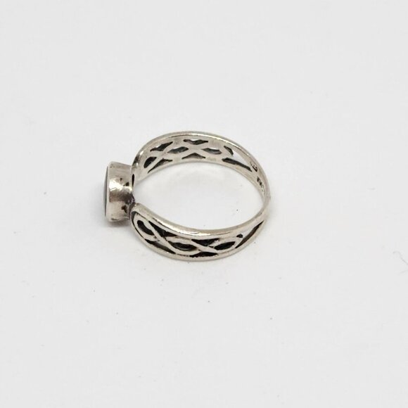 Sterling Silver Ring Braided Pattern w/ Round Black Stone 925 Hallmarked Onyx? - Picture 2 of 7